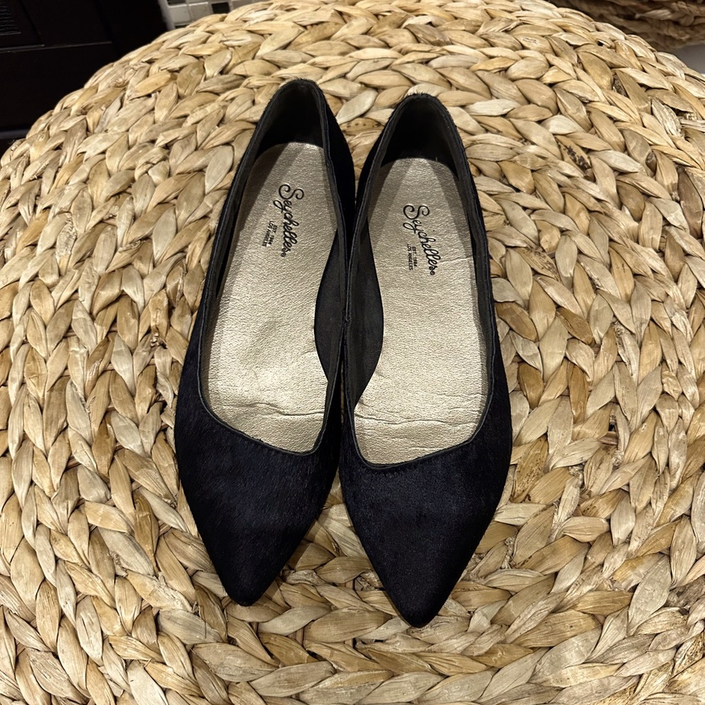 Seychelles Velvet Flat shoes, Size 6.5